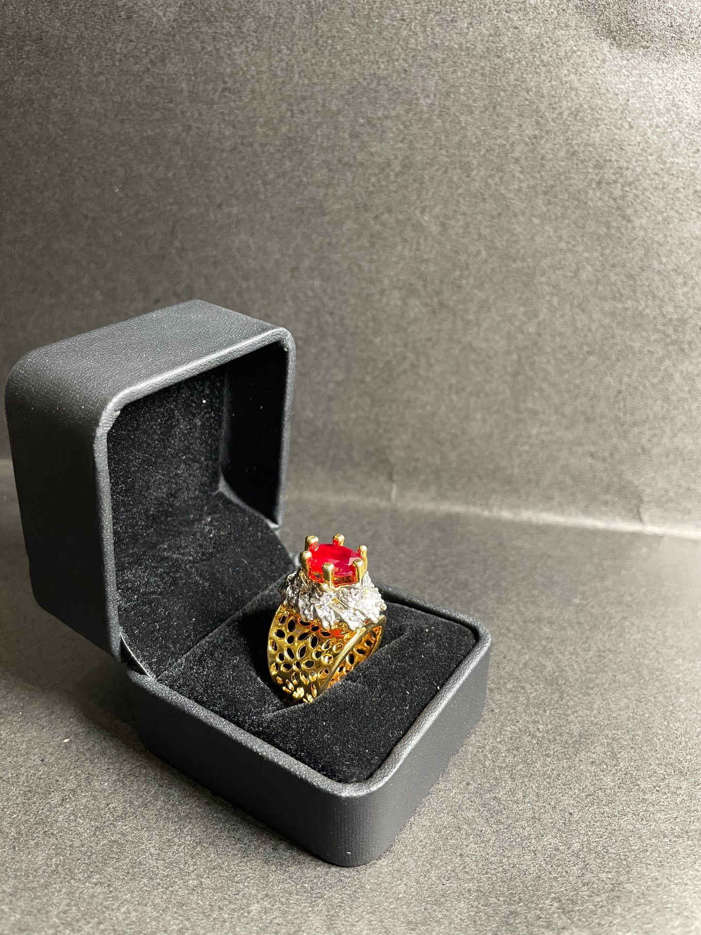 Surkh E Zard Ring