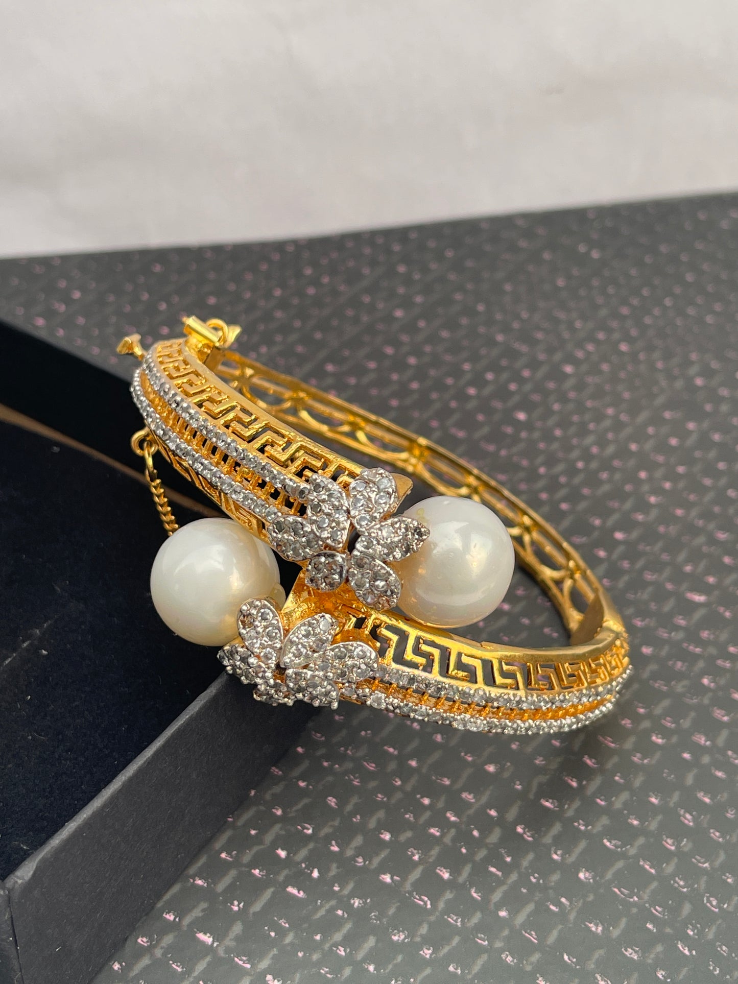 Pearl Blossom Bangle