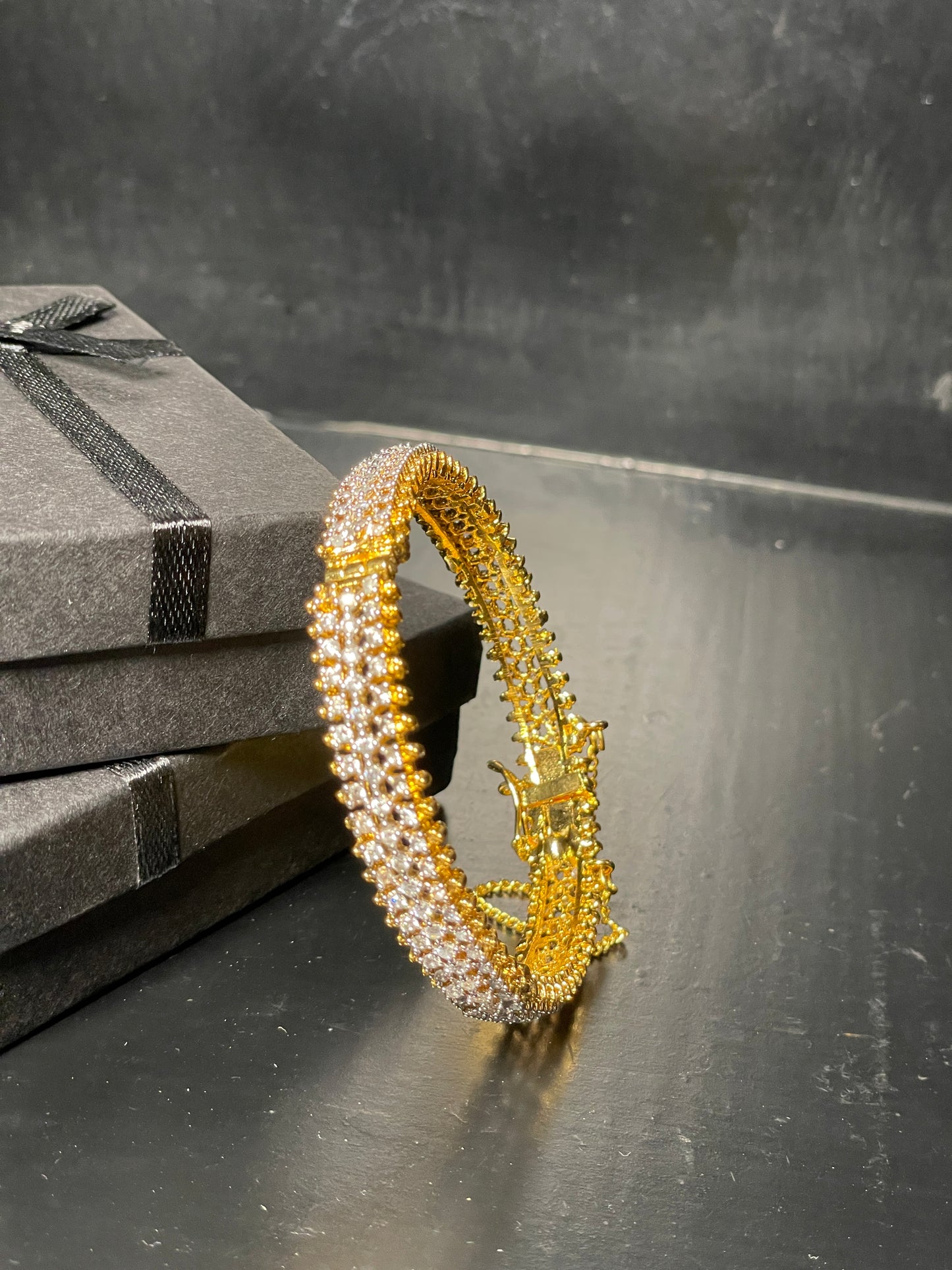 Zeba e nazar Bangle