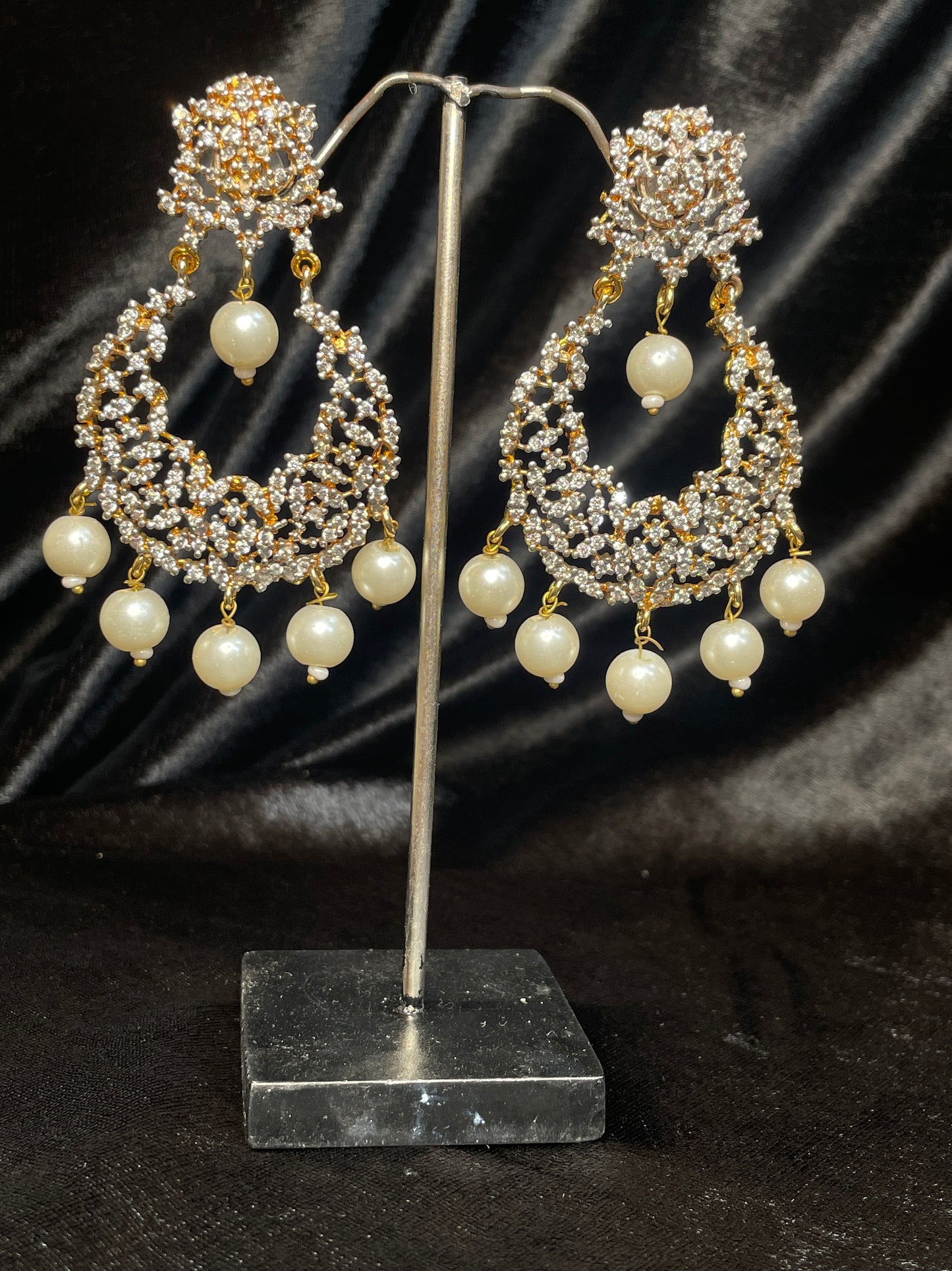 Serenelle Earrings