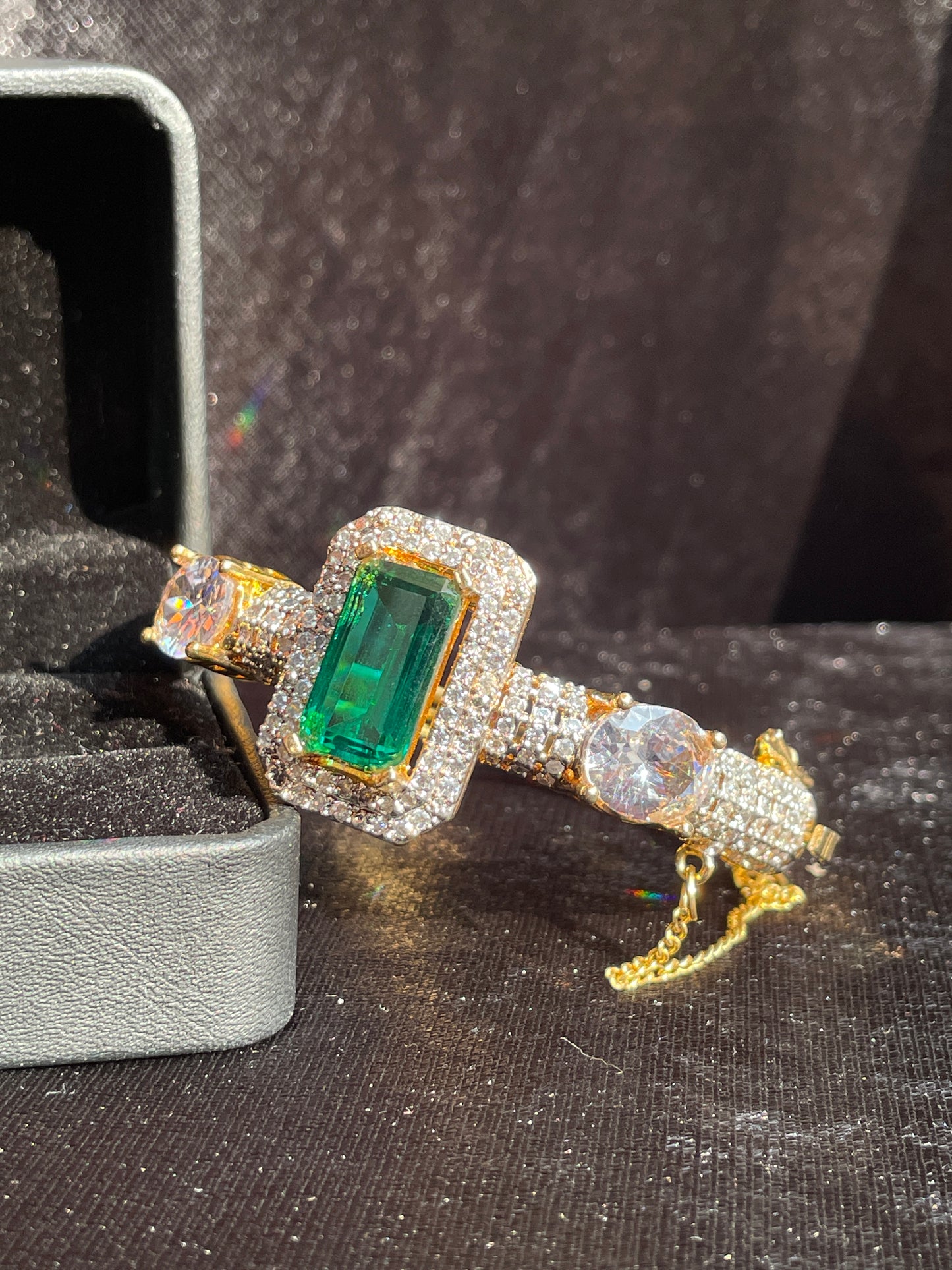 Green Glamour Bangle