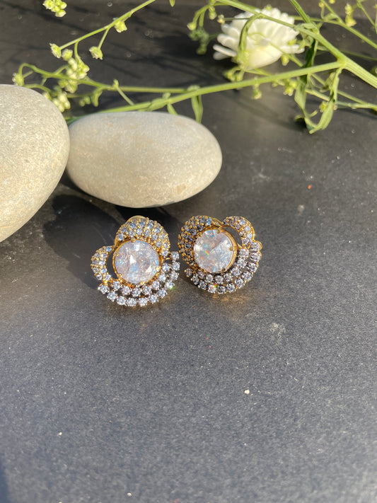 Dainty Studs