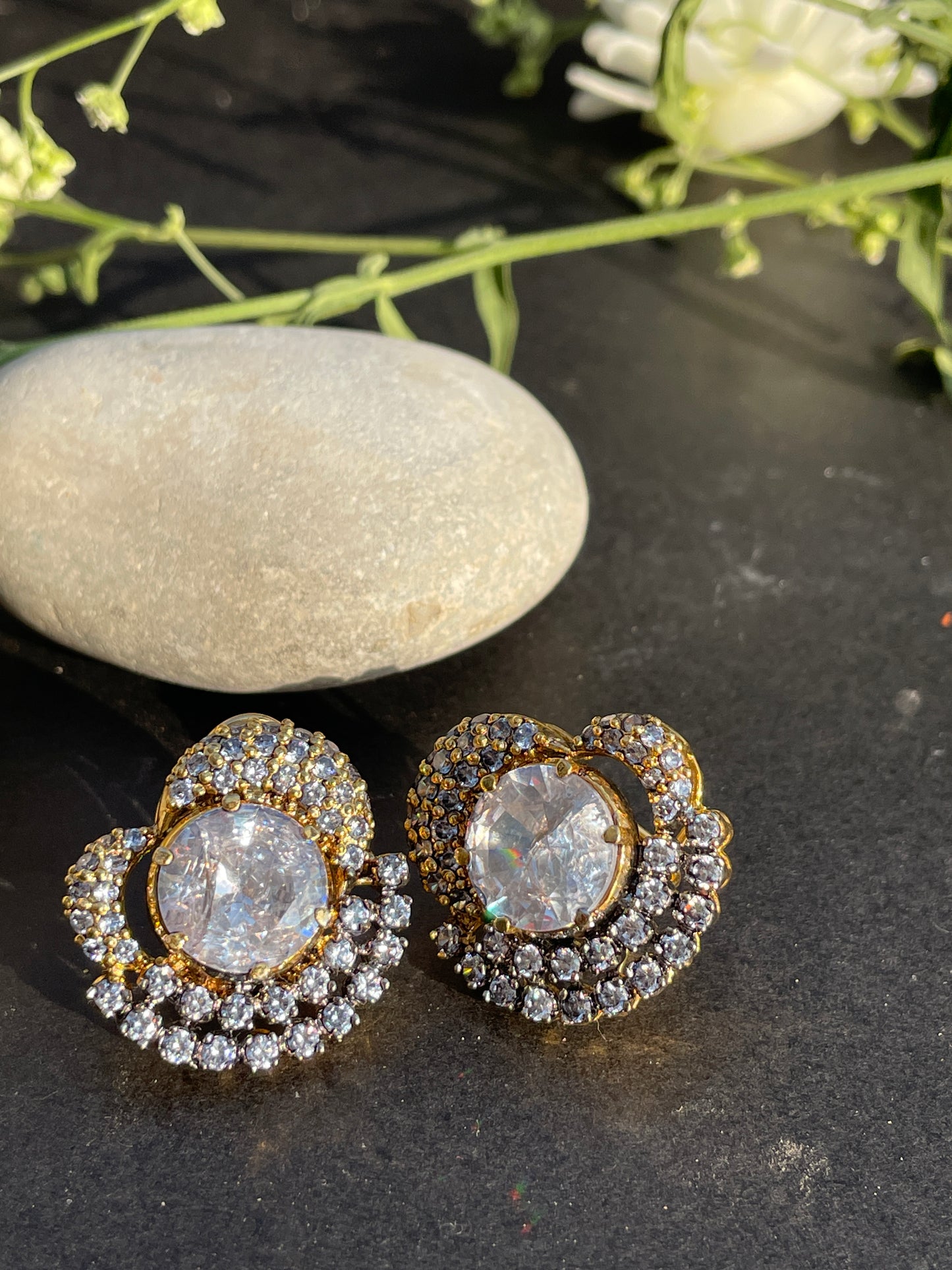 Dainty Studs