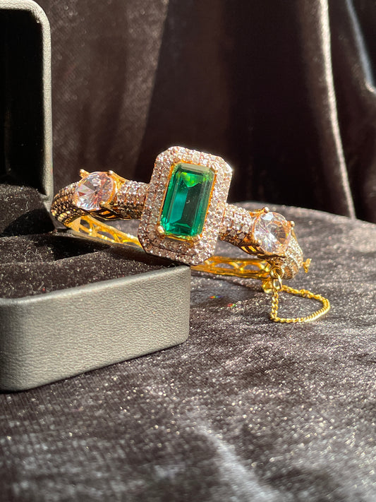 Green Glamour Bangle