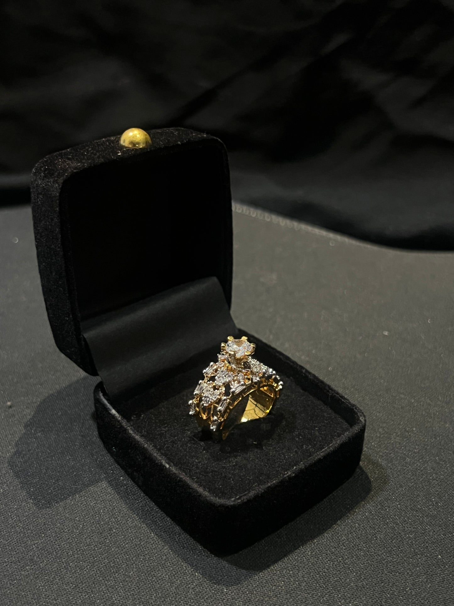 Golden Glamour Ring