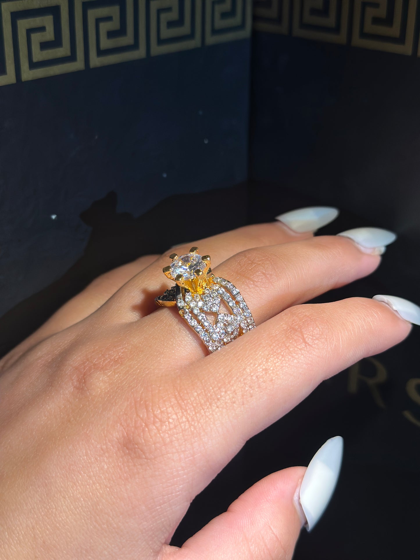 Elegance Ring