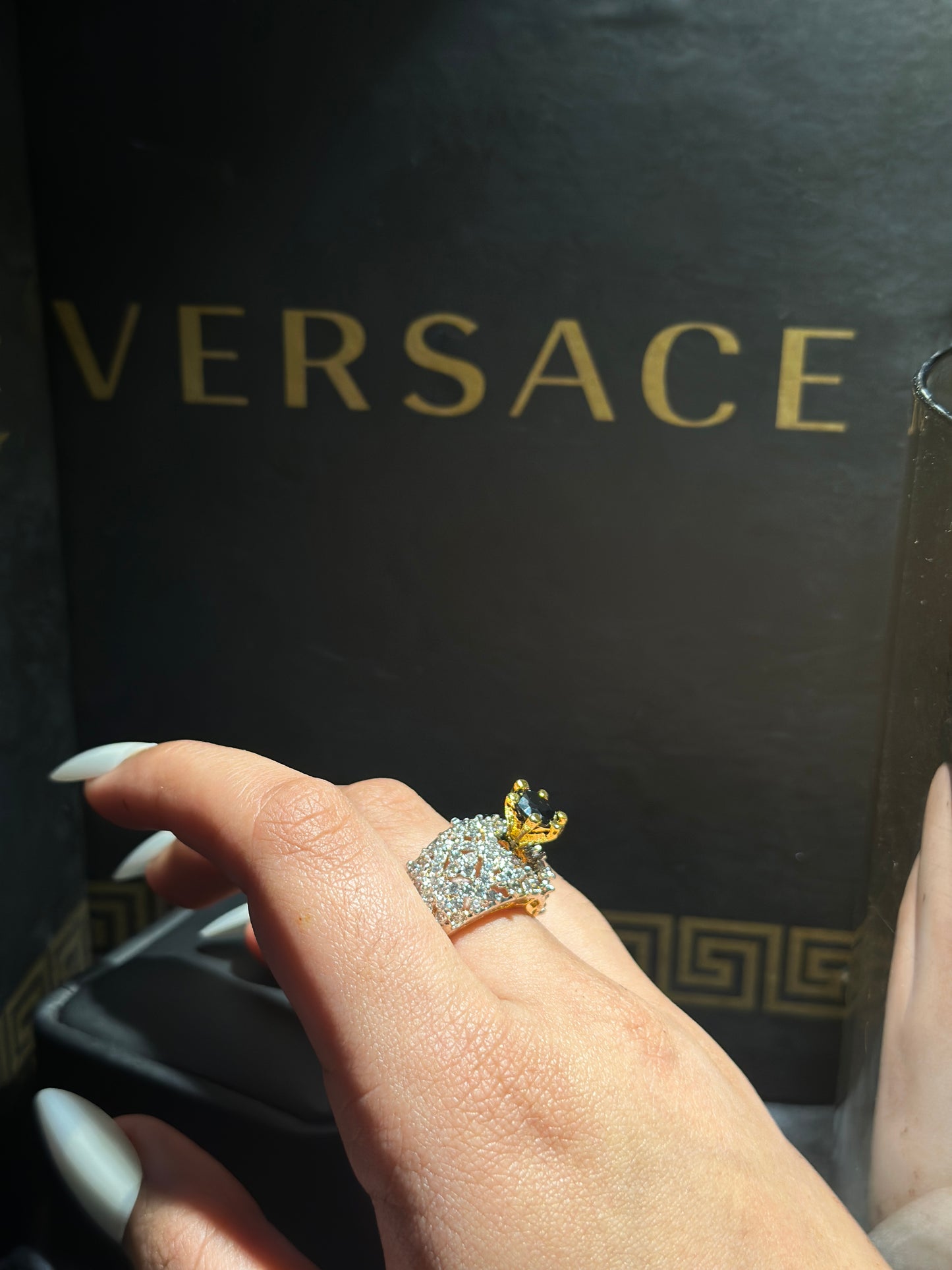Blac and Whit Ring